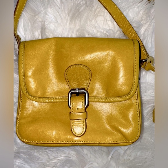 White Stuff Yellow Leather Crossbody EUC - Picture 2 of 12